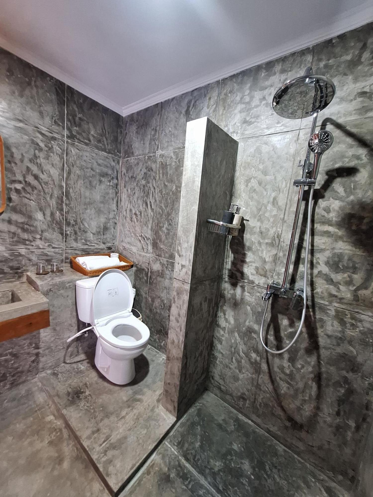 Nuansa Penida Hostel Toyapakeh Dış mekan fotoğraf